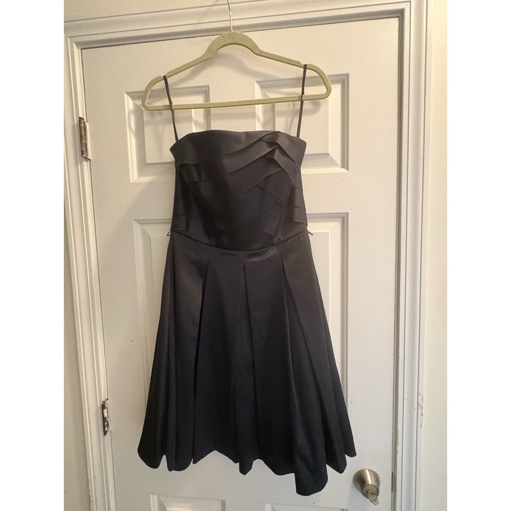 White House Black Market Sleeveless Black  Formal Dress Size 4 No Belt Knee
